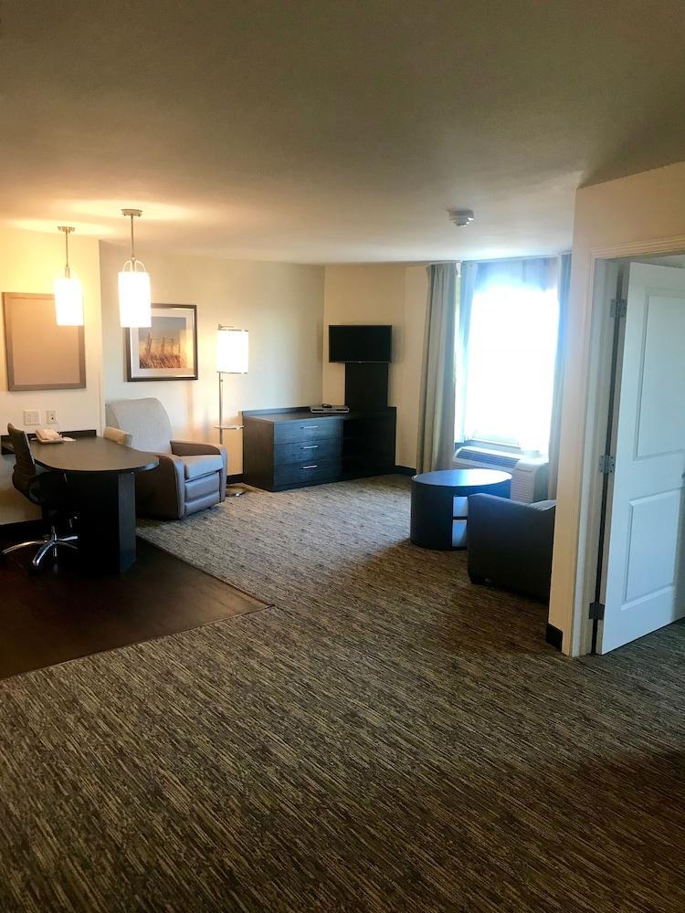Candlewood Suites Lincoln By Ihg Eksteriør bilde
