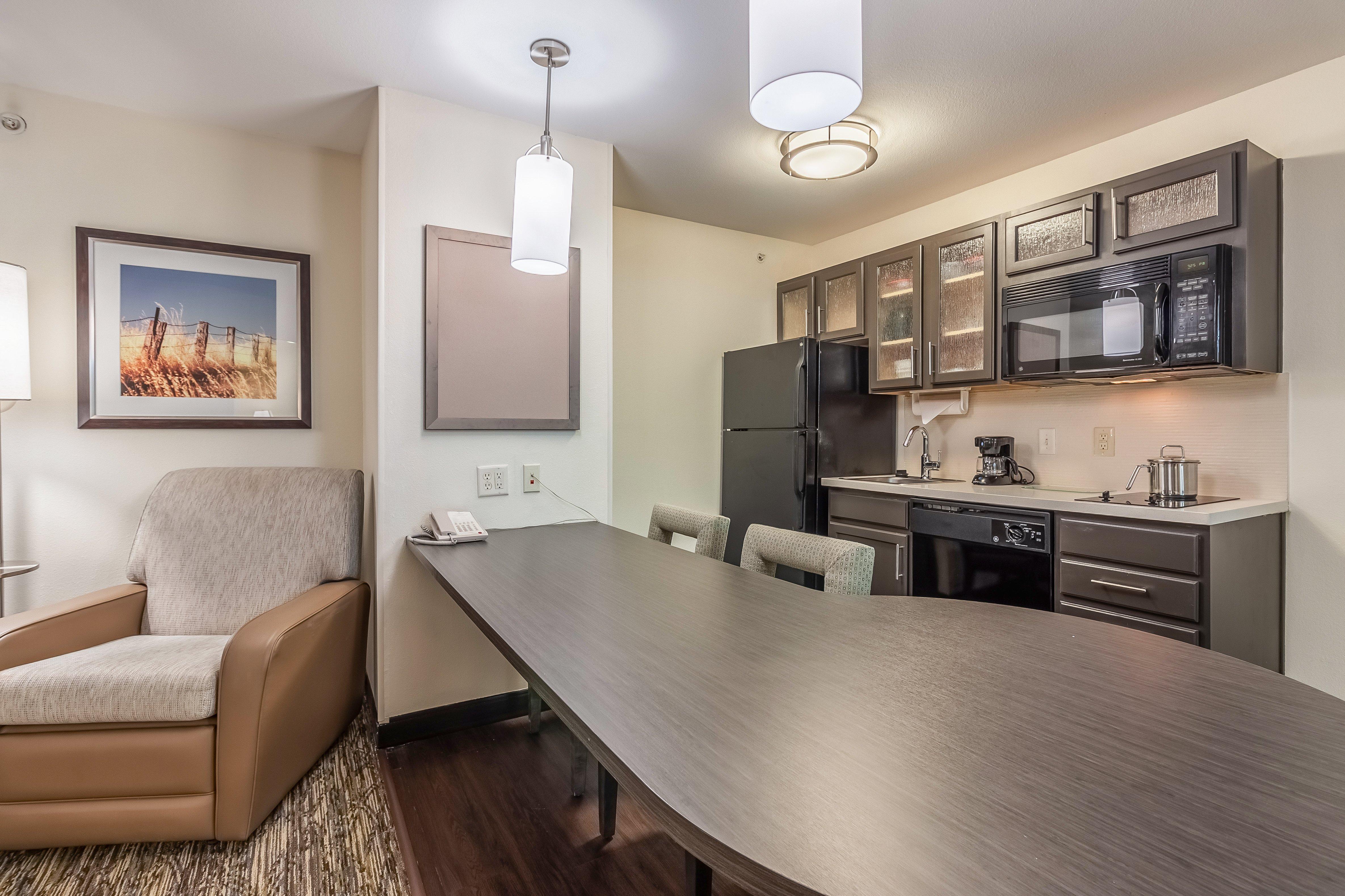 Candlewood Suites Lincoln By Ihg Eksteriør bilde