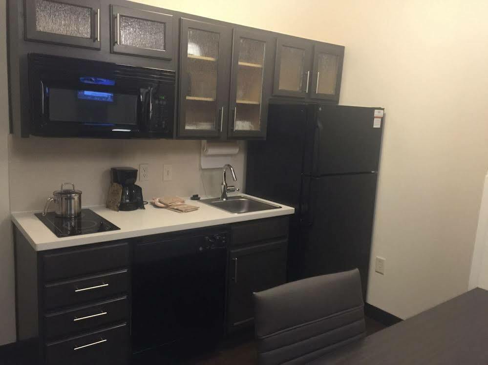 Candlewood Suites Lincoln By Ihg Eksteriør bilde